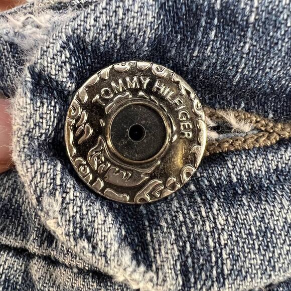 Tommy Hilfiger Women's Denim Bermuda Shorts Size 8 Cuffed Y2K 391705 - Picture 5 of 14